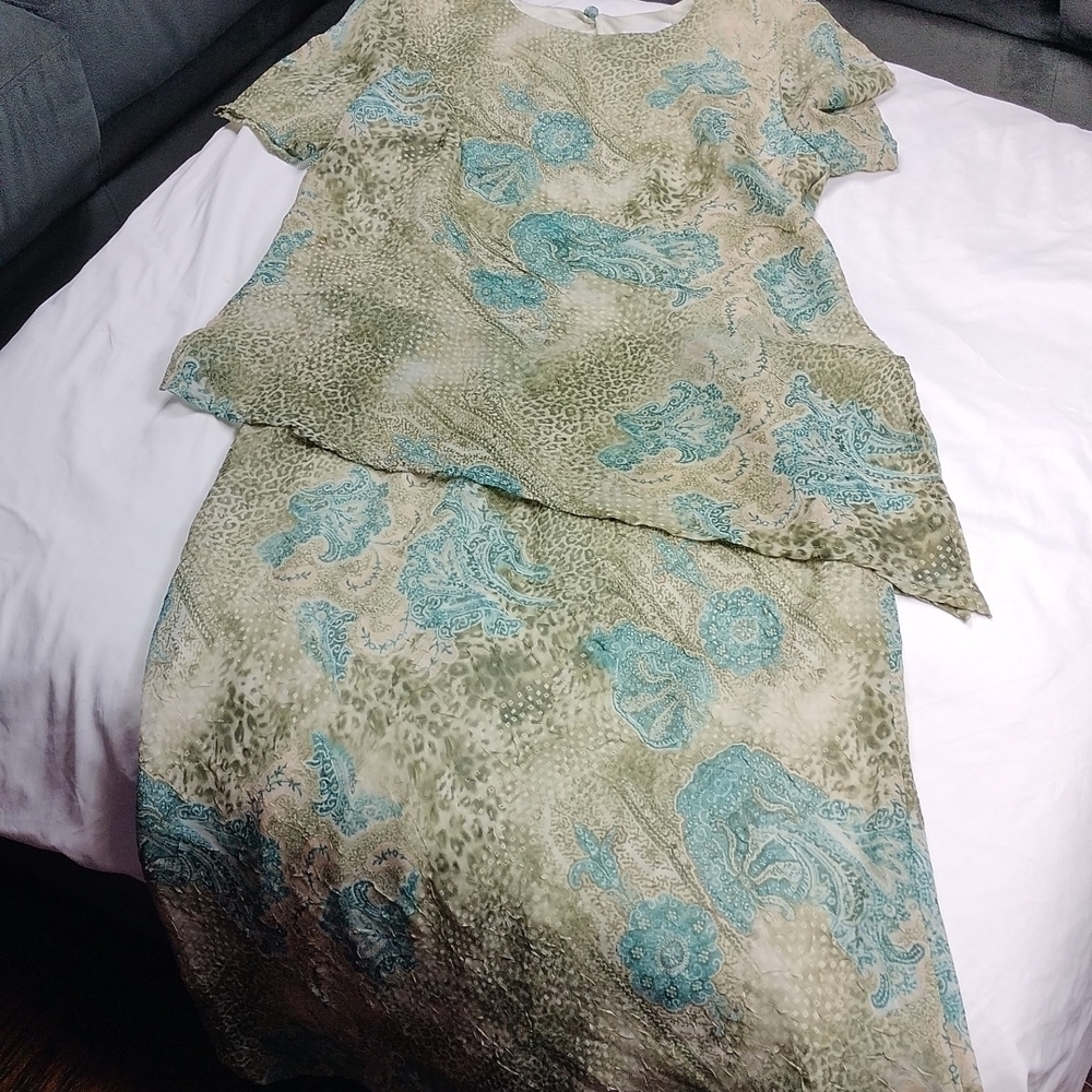 K studio women's dress sized 10